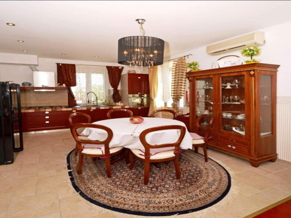 Apartment Villa Bepe Vranjic المظهر الخارجي الصورة